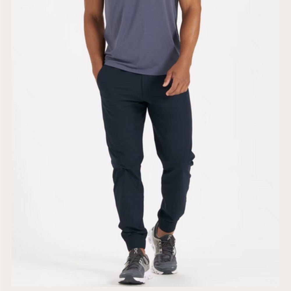 Vuori Meta Jogger Size Large Ink